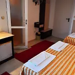 Guest house Family Daf 4*