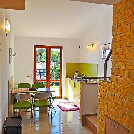 Guest house Family Daf 4*
