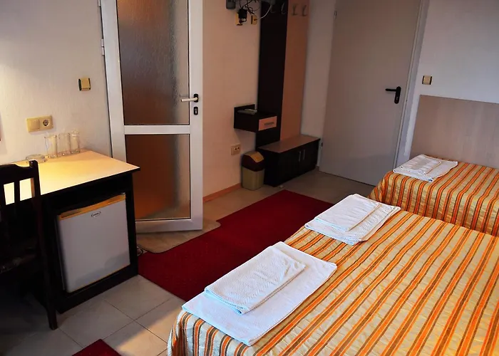 Guest house Family Daf 4*