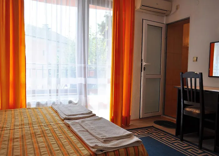 Guest house Family Daf Obzor