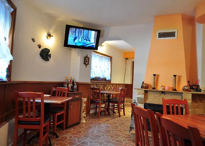 Guest house Family Daf 4*