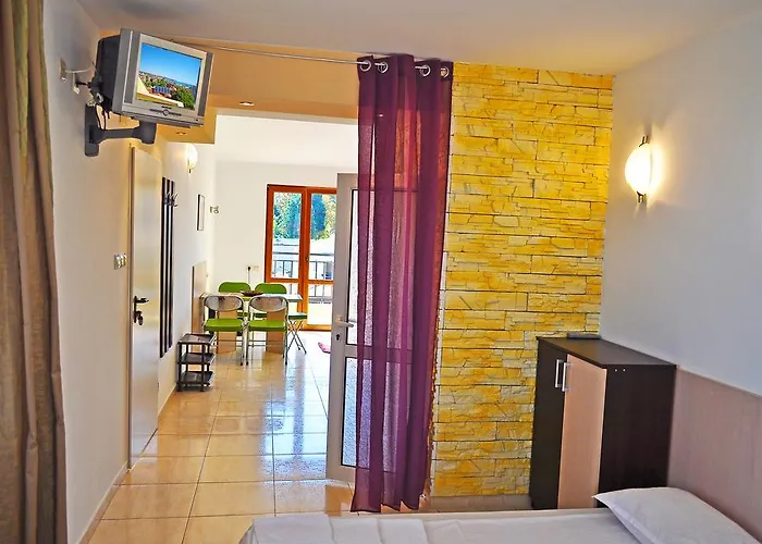 Guest house Family Daf Obzor