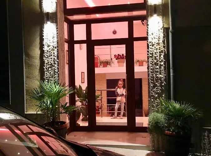 Guest house Family Daf 4*